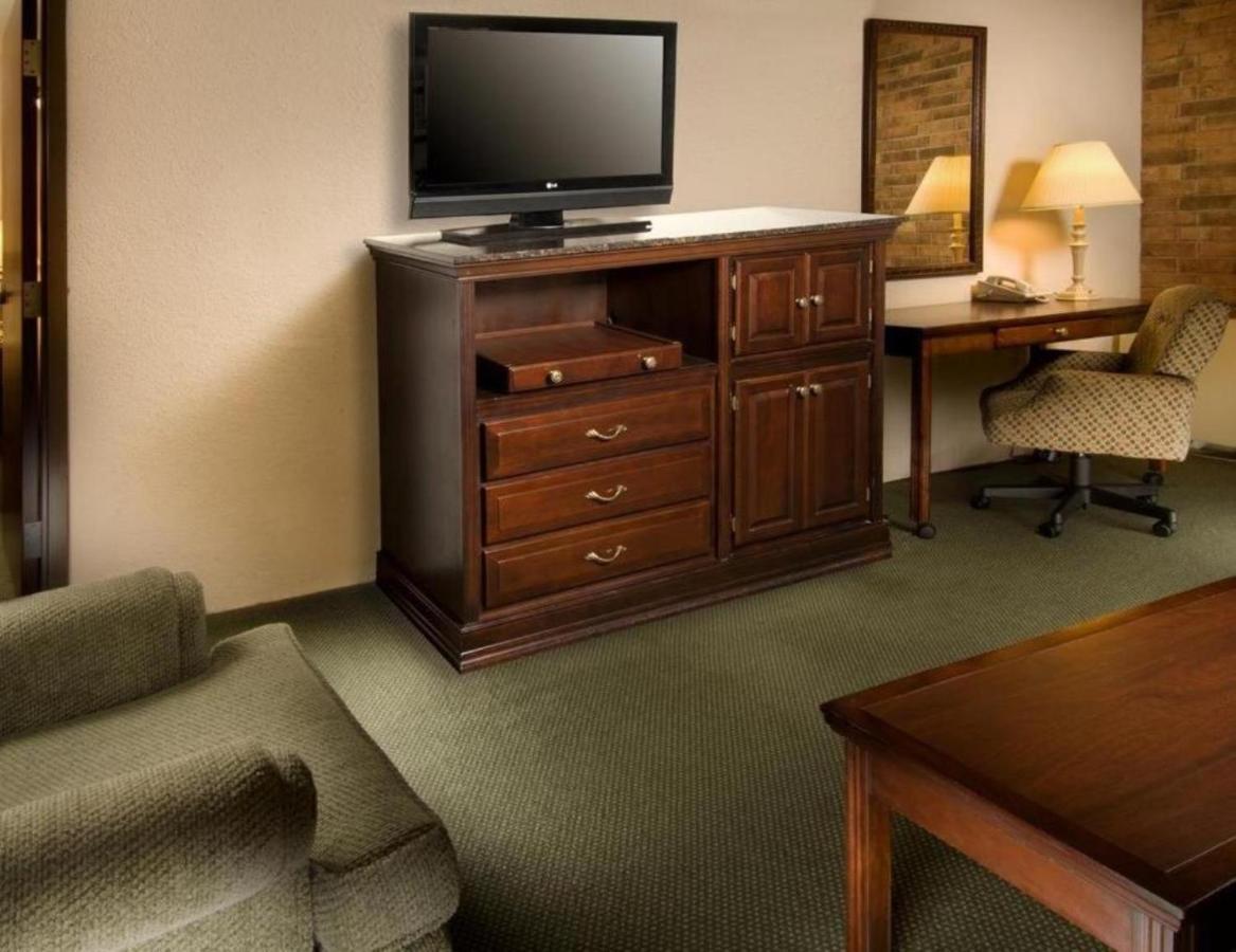 Hotel Lotus Kansas City Stadium Extérieur photo
